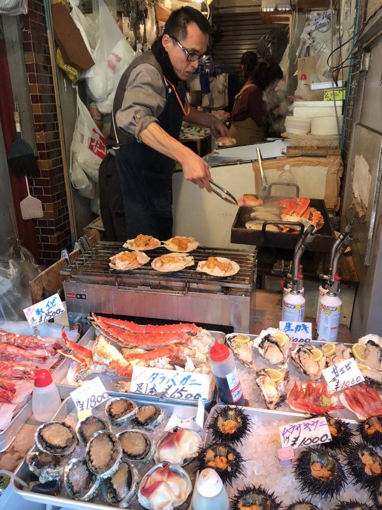 Marknaden åp Tokyos fiskmarknad Tsukiji Fishmarket