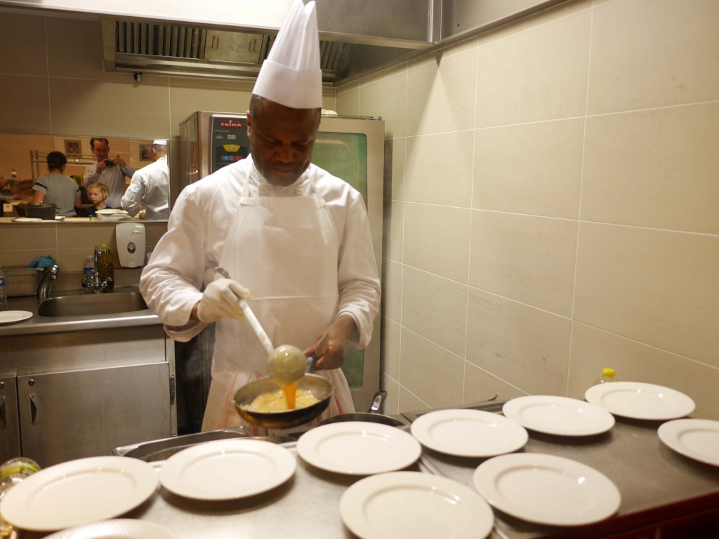 Frukost på Radisson Blu at Disneyland Paris 