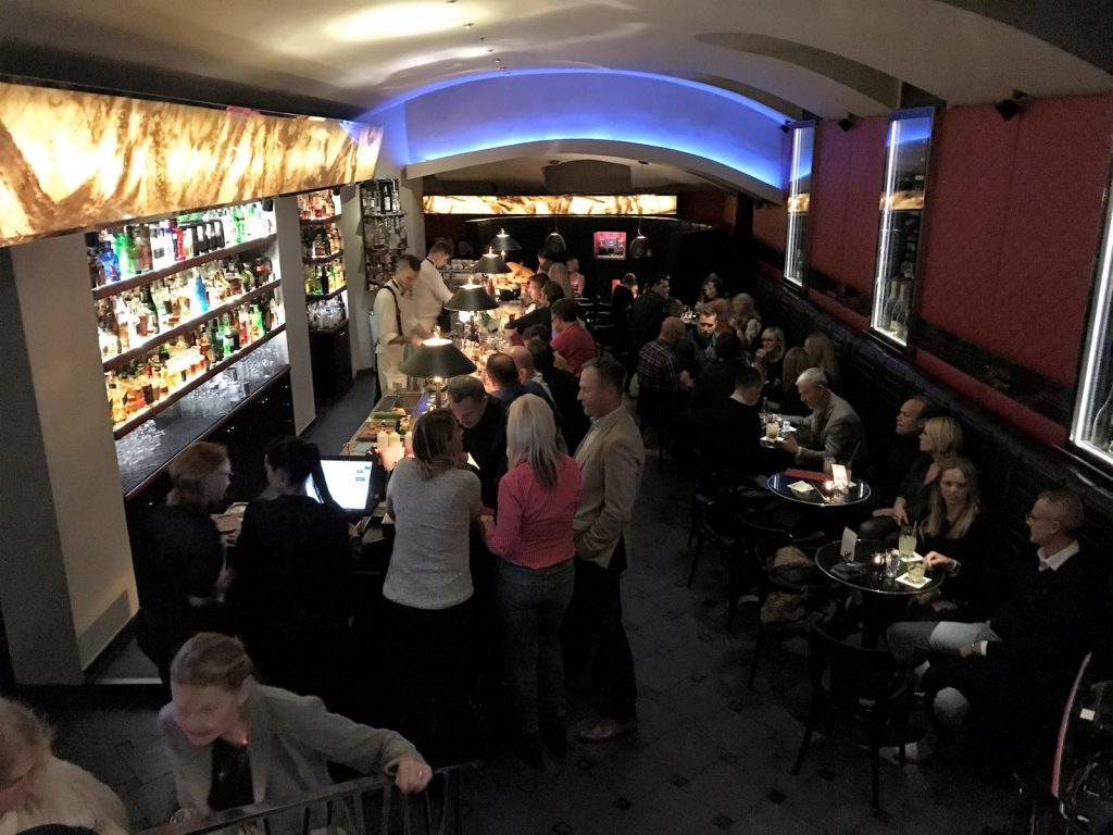 Cocktailbarer i Prag Bugsy's