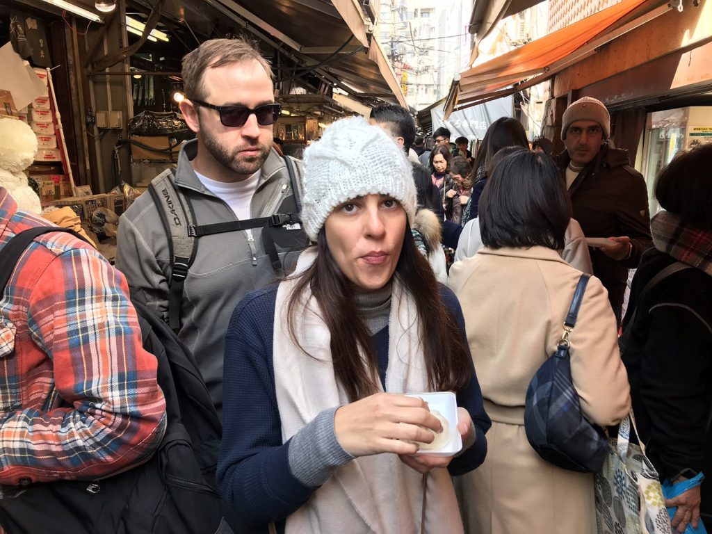 Marknaden på Tokyos fiskmarknad Tsukiji Fishmarket