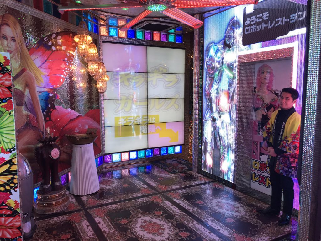 Robot Restaurant i Tokyo