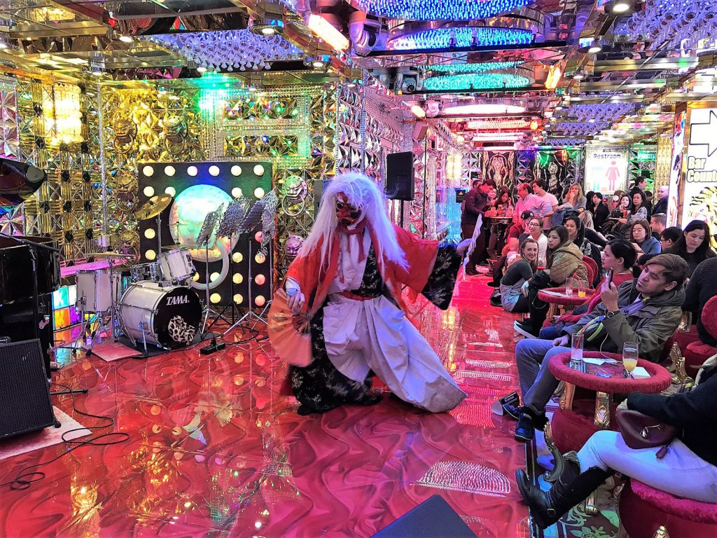 Robot Restaurant i Tokyo