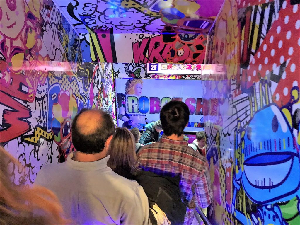 Robot Restaurant i Tokyo