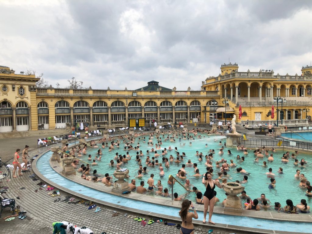Thermalbad i Budapest Széchenyi Thermal Bath