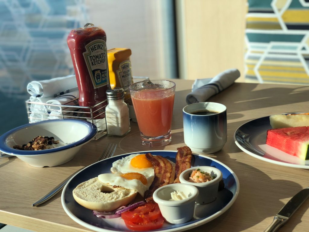 Frukosten på Norwegian Bliss