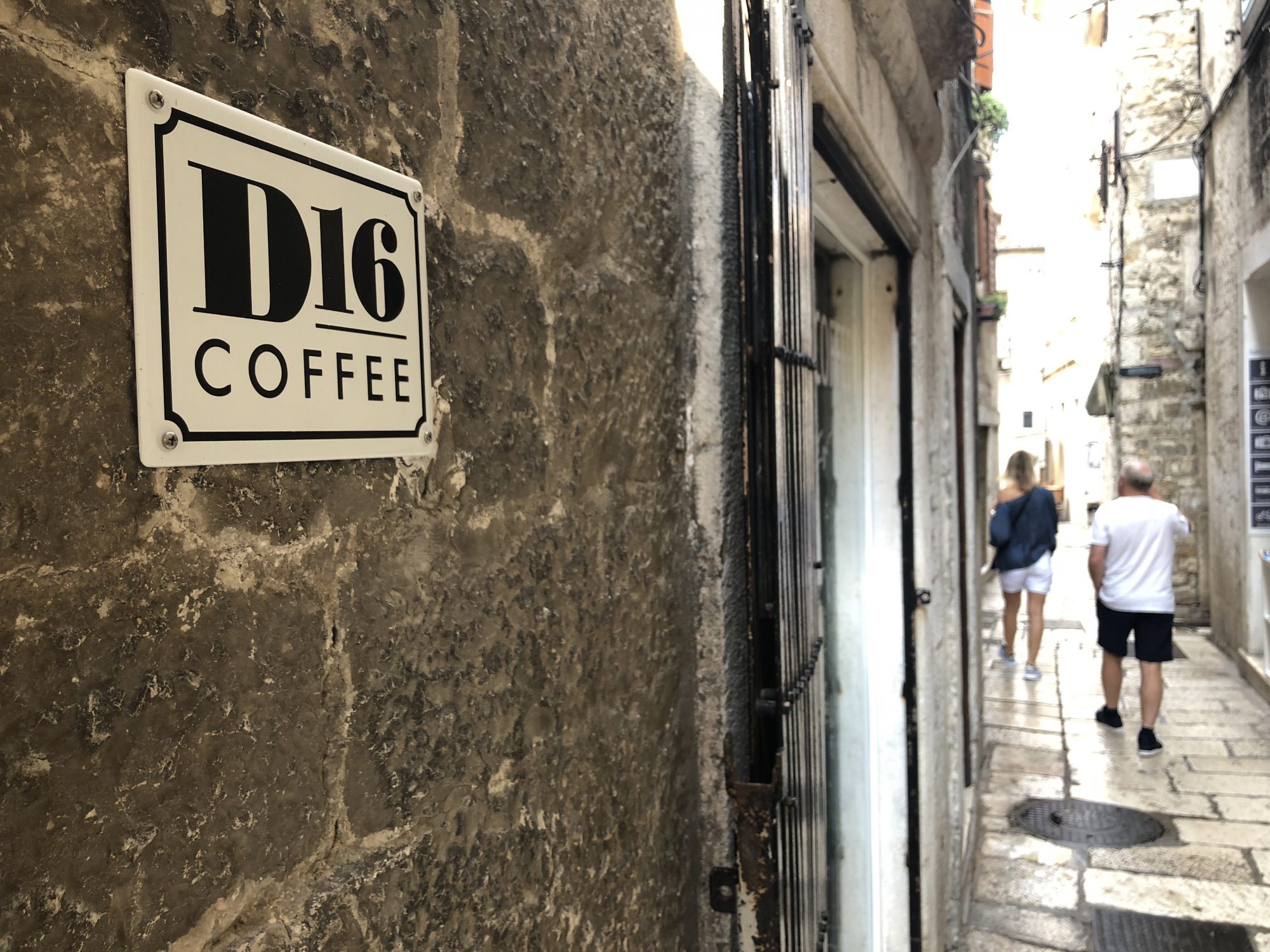 D16 coffee