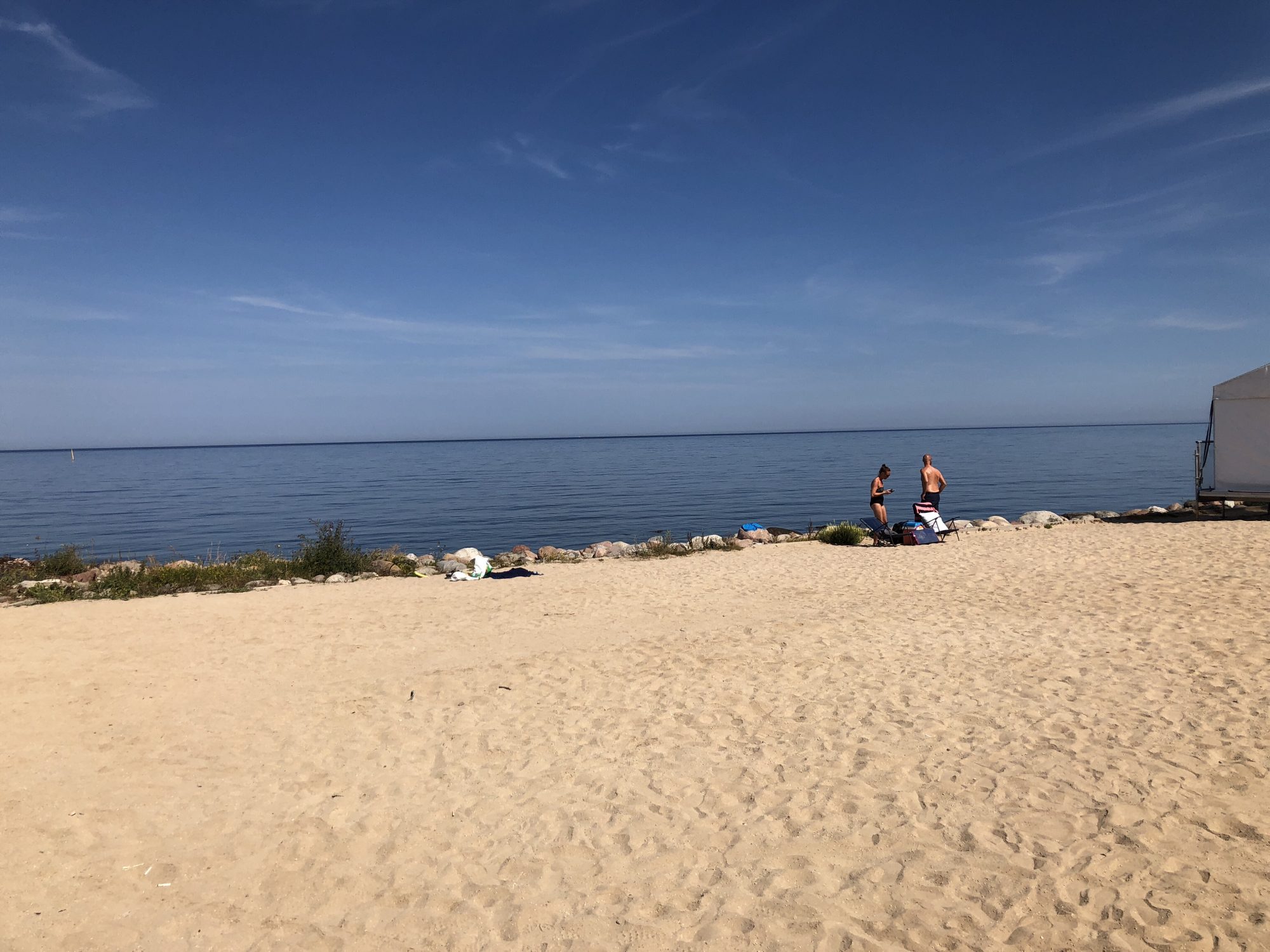 Ta ett dopp eller häng på stranden