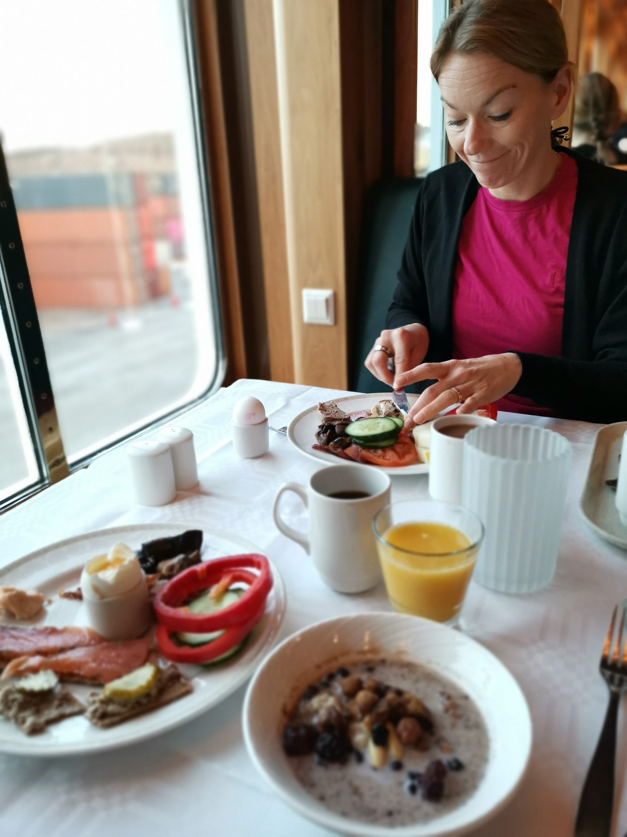 Frukost på Birka Cruises