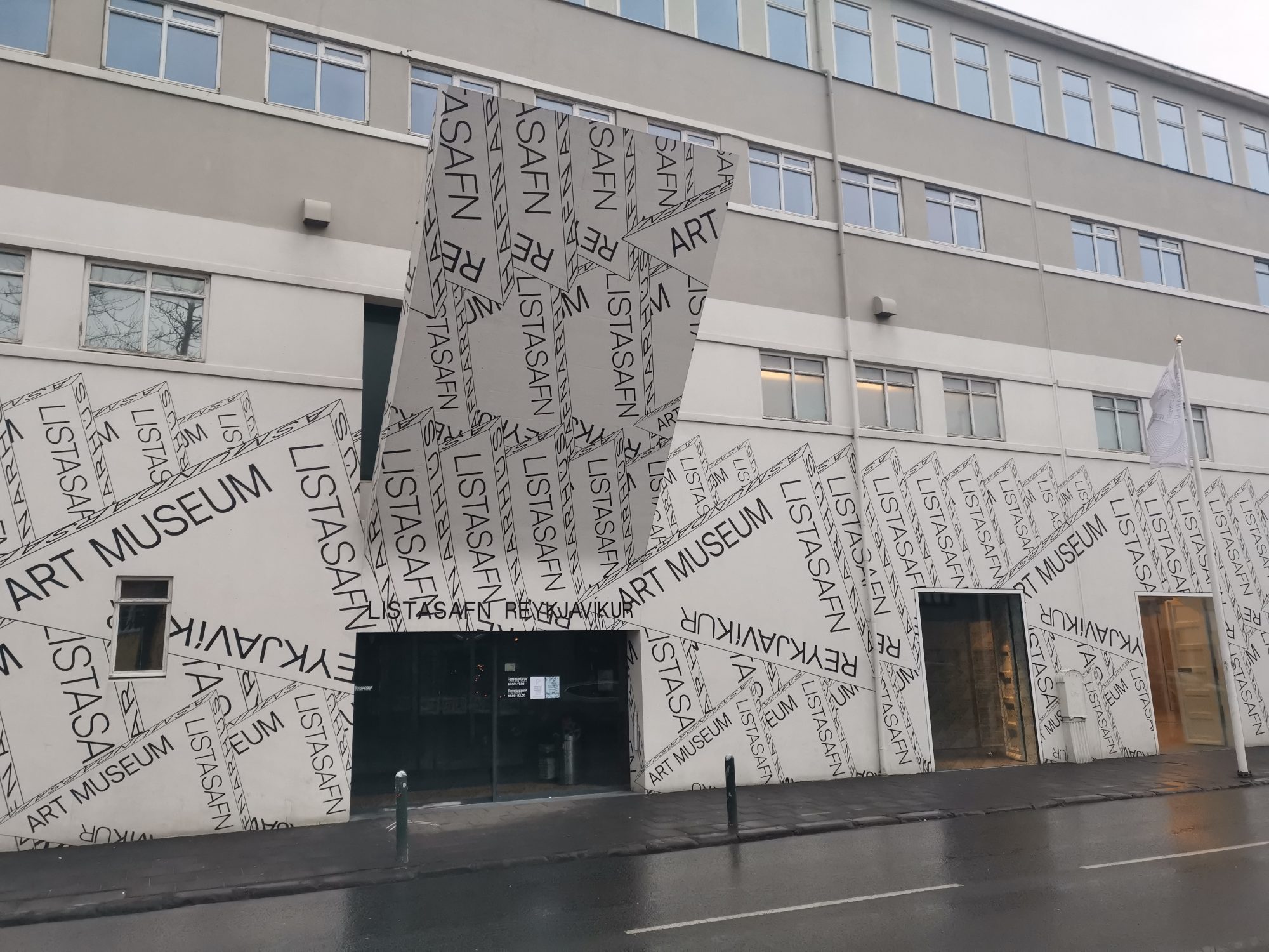 Sightseeing i Reykjavik konstmuseum