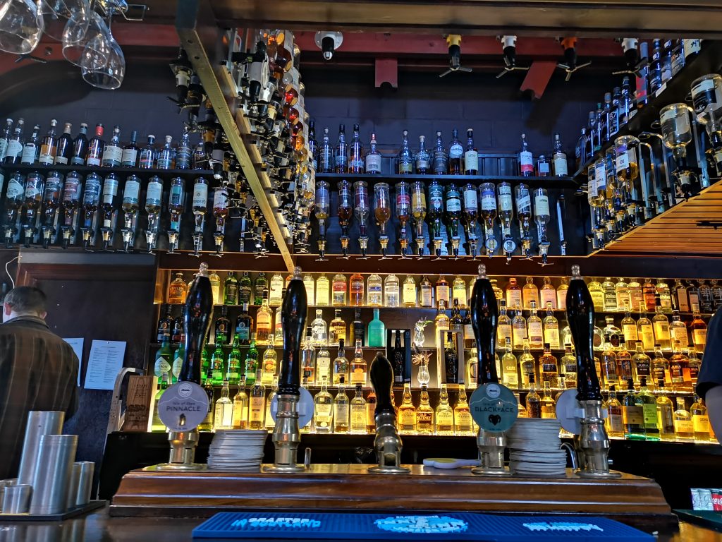 Bästa whiskybaren på Isley Of Skye - Seumas Bar