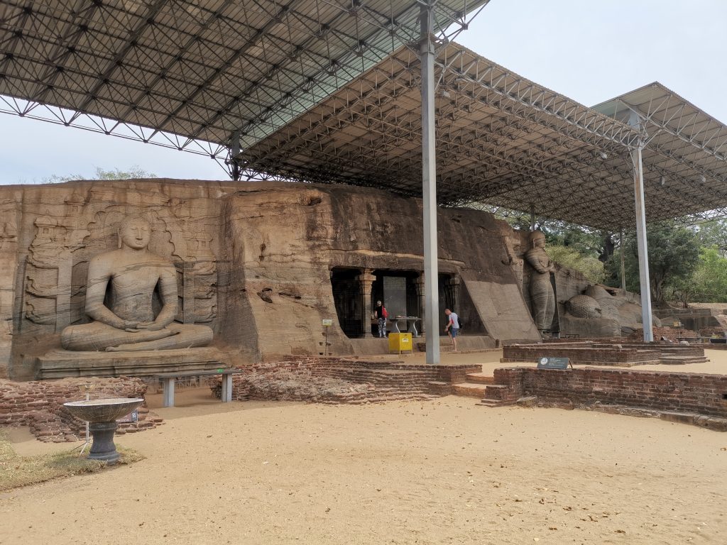 Besöka Polonnaruwa i Sigriya