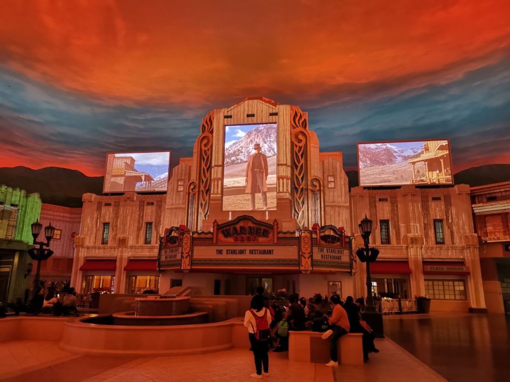 Warner Bros world i Abu Dhabi