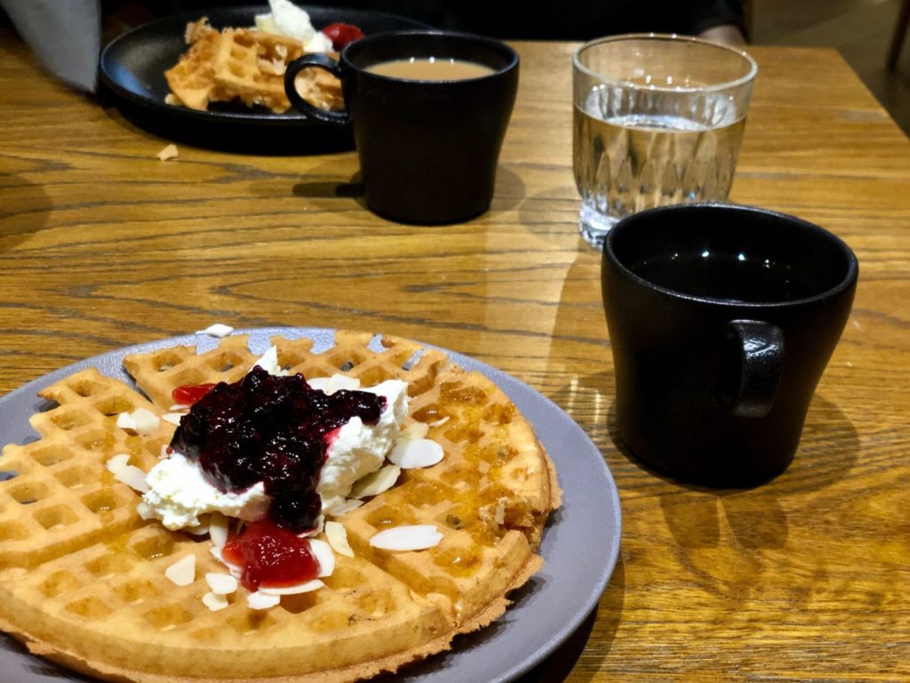 Frukost på Downtown Camper