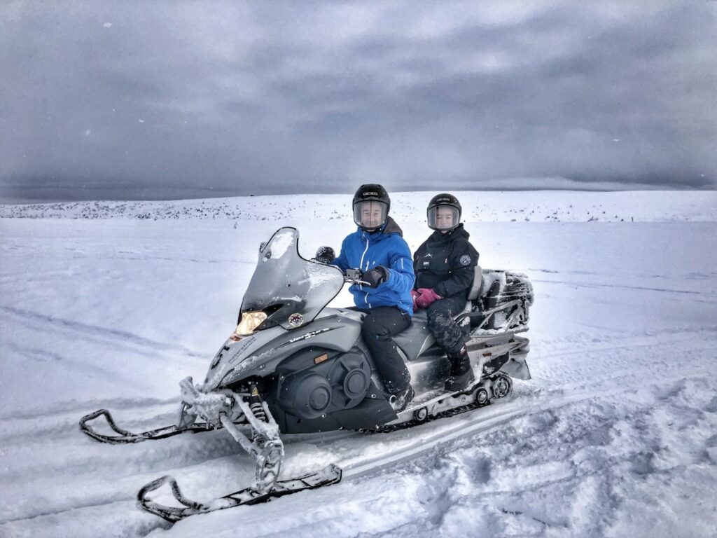 Snöskoter i Sälen med Fjälläventyr