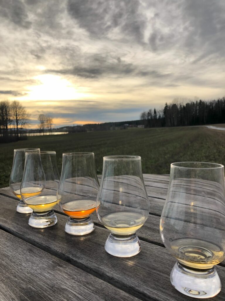 Webblanseringar Whisky i Mars 2021  - jag testar Springbank och nyheter från Coopers Choice