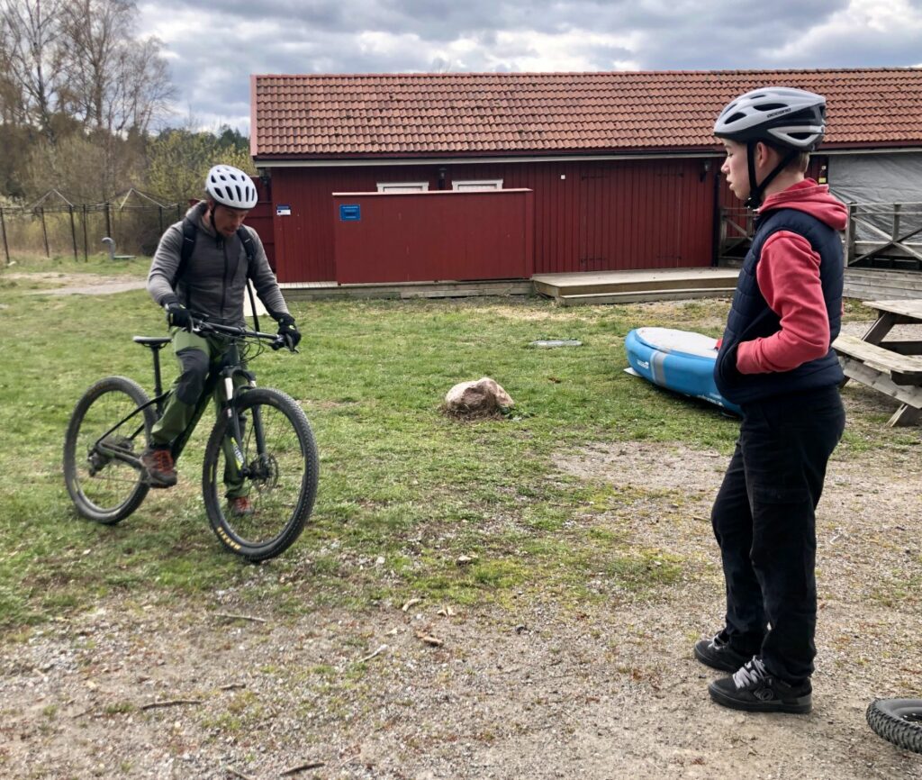 Aktiviteter på Grinda - mountainbike med guide