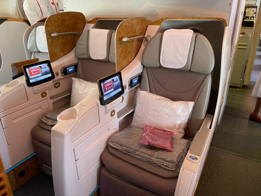 Flyg till Maldiverna med Emirates i Business Class