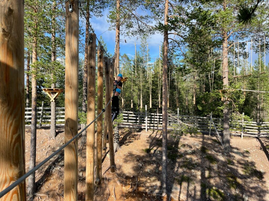 Ny klätterpark i Sälen vid Svansjön i Lindvallen