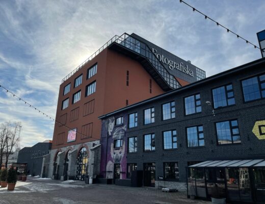 Fotografiska i Tallinn - brunch och fotokonst i Telliskivi Creative City.