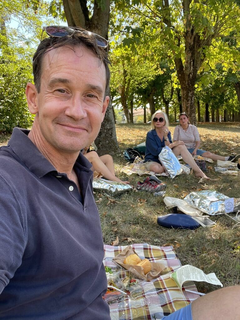 Picknick i skuggan signerad stjärnkocken!