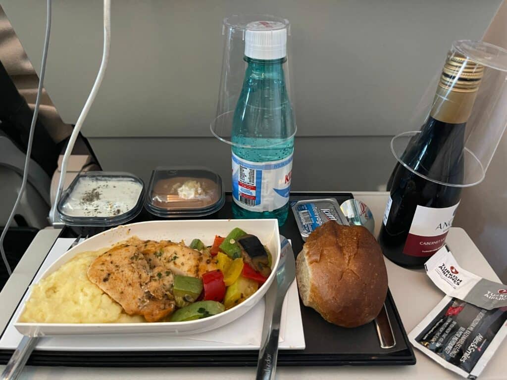 Mat och dryck i Turkish Airlines economy 