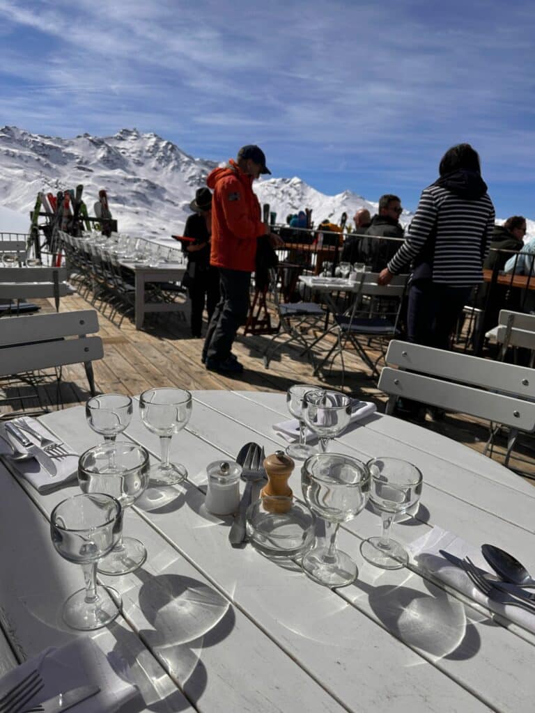 Restauranger i Val Thorens. La Frutiere - La Folie Douce