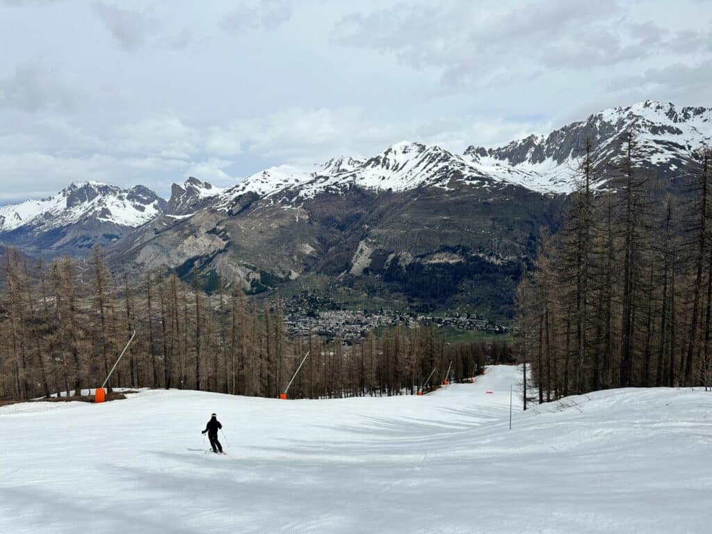 Serre Chevalier - en av de största skidorterna i Frankrike