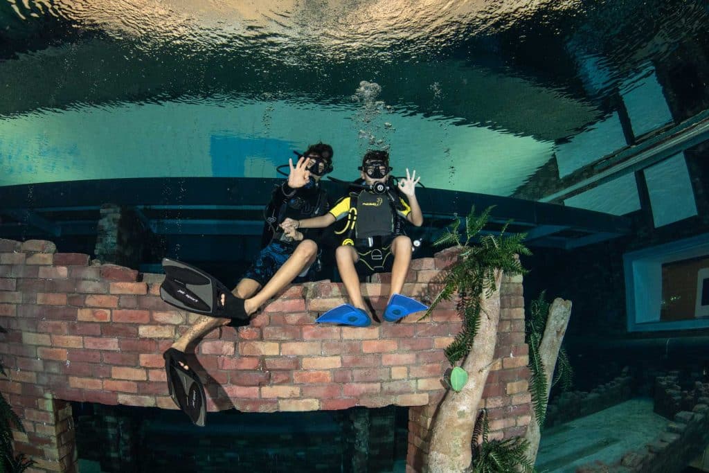 Världens djupaste pool – Deep Dive Dubai