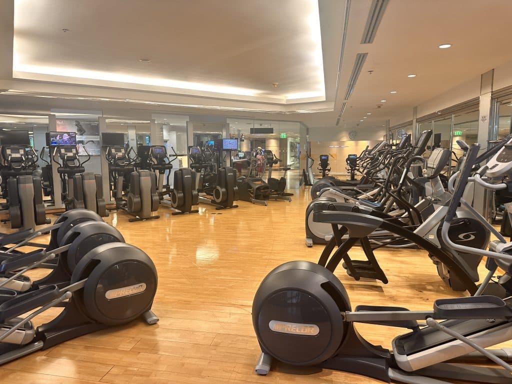 Gym på Pathumwan Princess Hotel