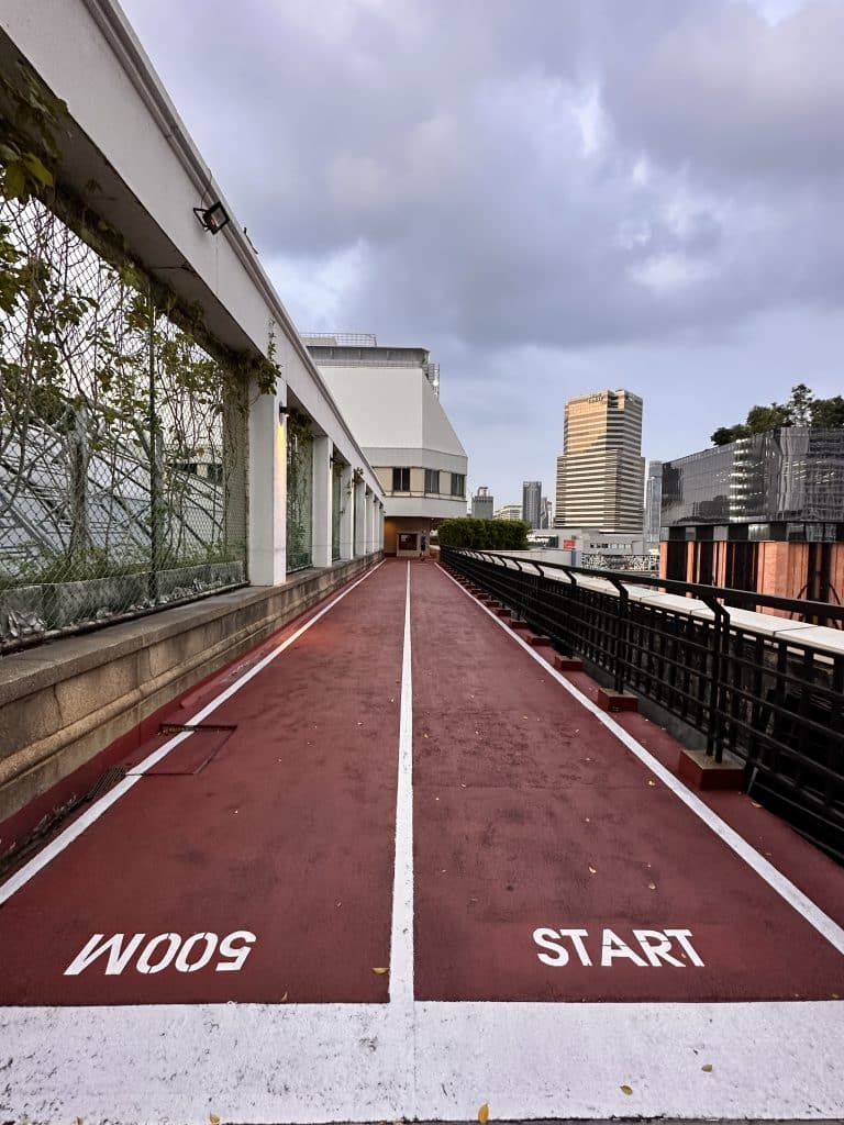 Gym på Pathumwan Princess Hotel