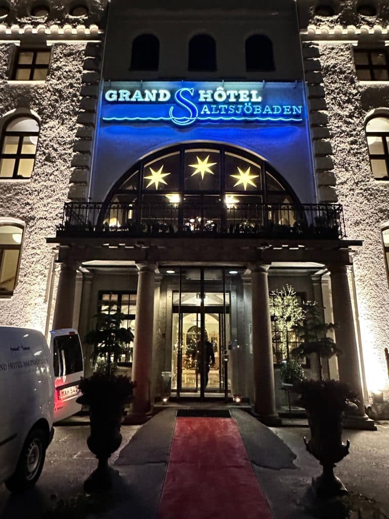 Staycation med Julbord på Grand Hotel Saltsjöbaden