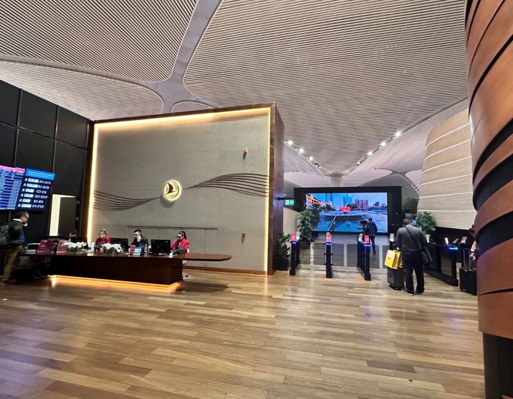 Turkish Airlines business lounge i Istanbul