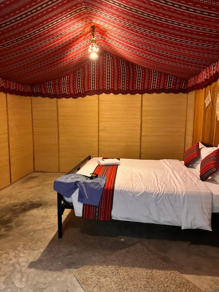 En natt i öknen i Oman på SAMA Al Areesh Desert Lodge