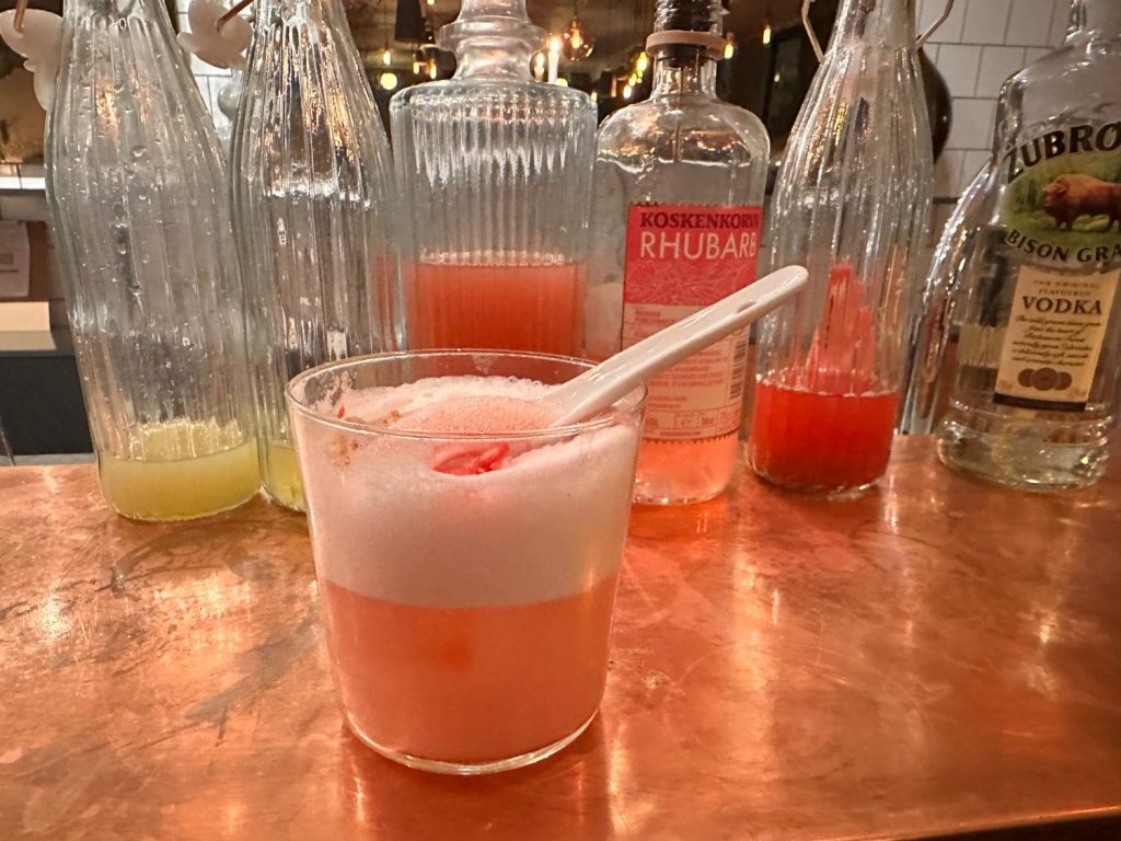 Bartenderkurs i Stockholm - Cocktailworkshop med Bartendrr
