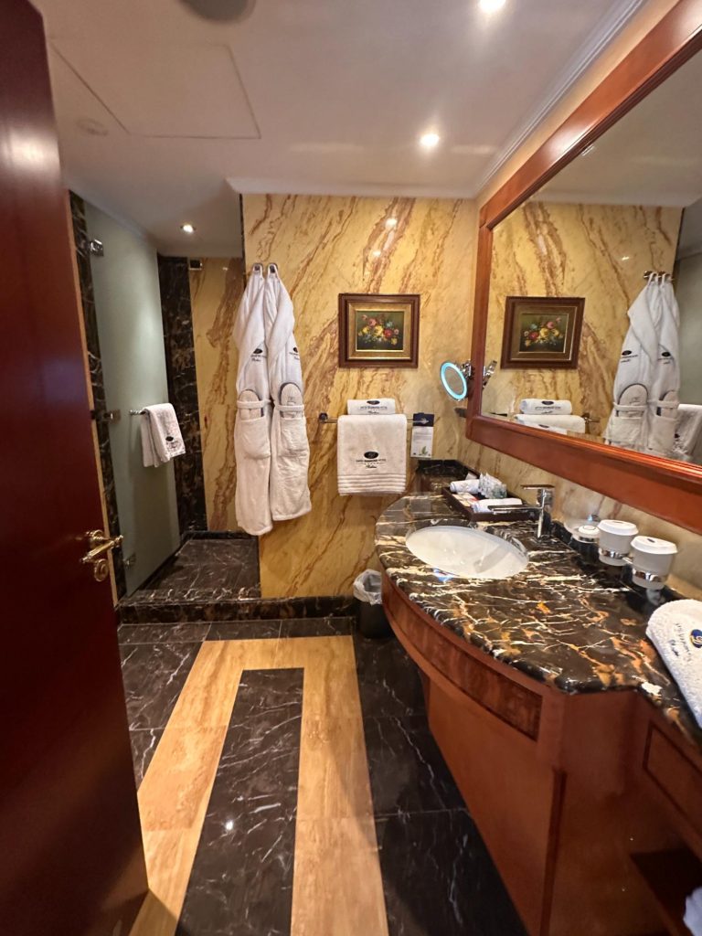 Hotell i Pristina - Swiss Diamond Hotel