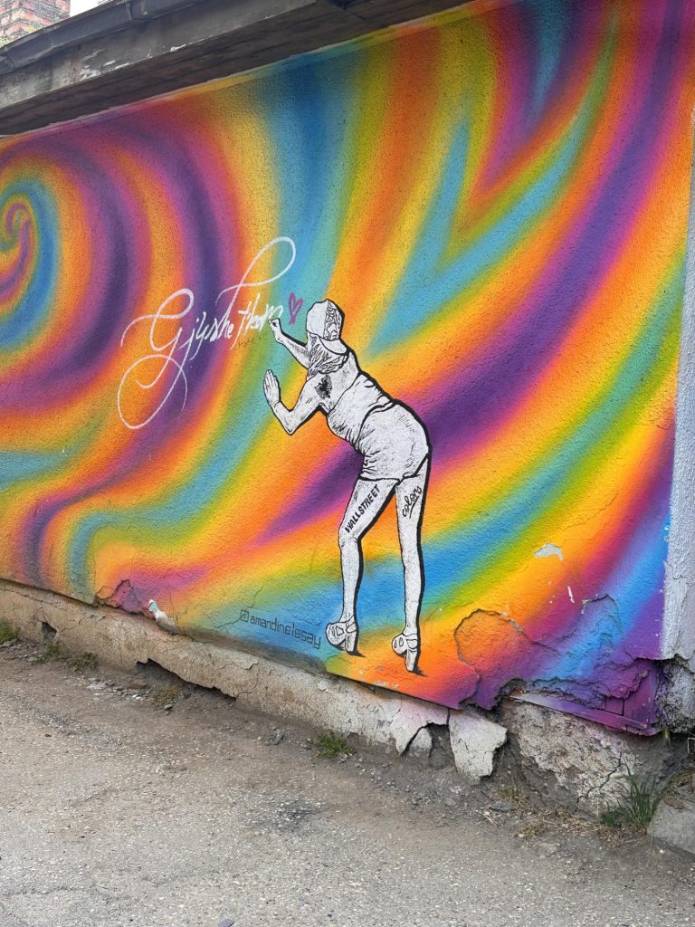 Resa till Kosovo –streetart i Pristina,