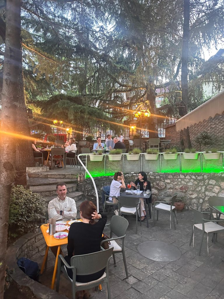Middag på restaurang Hapiteria