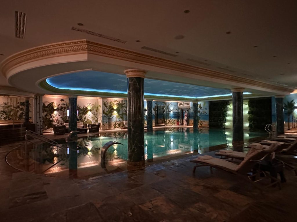 Hotell i Pristina - Swiss Diamond Hotel SPA