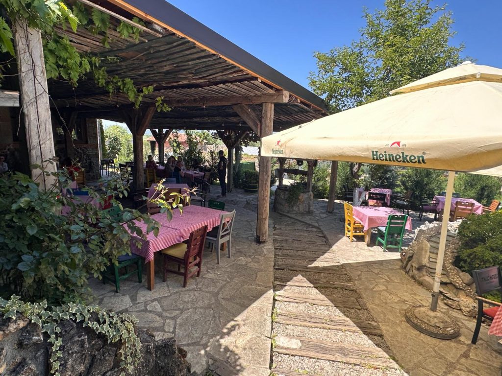 Ethno Kuca i Gracanica